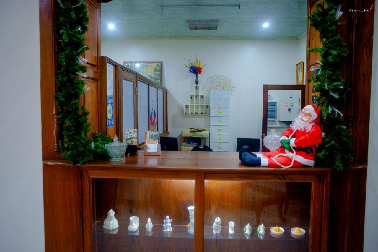 Lotus Hotel Antsiranana Екстериор снимка